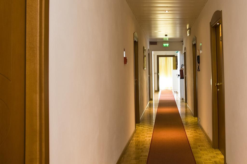 Hotel Donatello Cesenatico Luaran gambar
