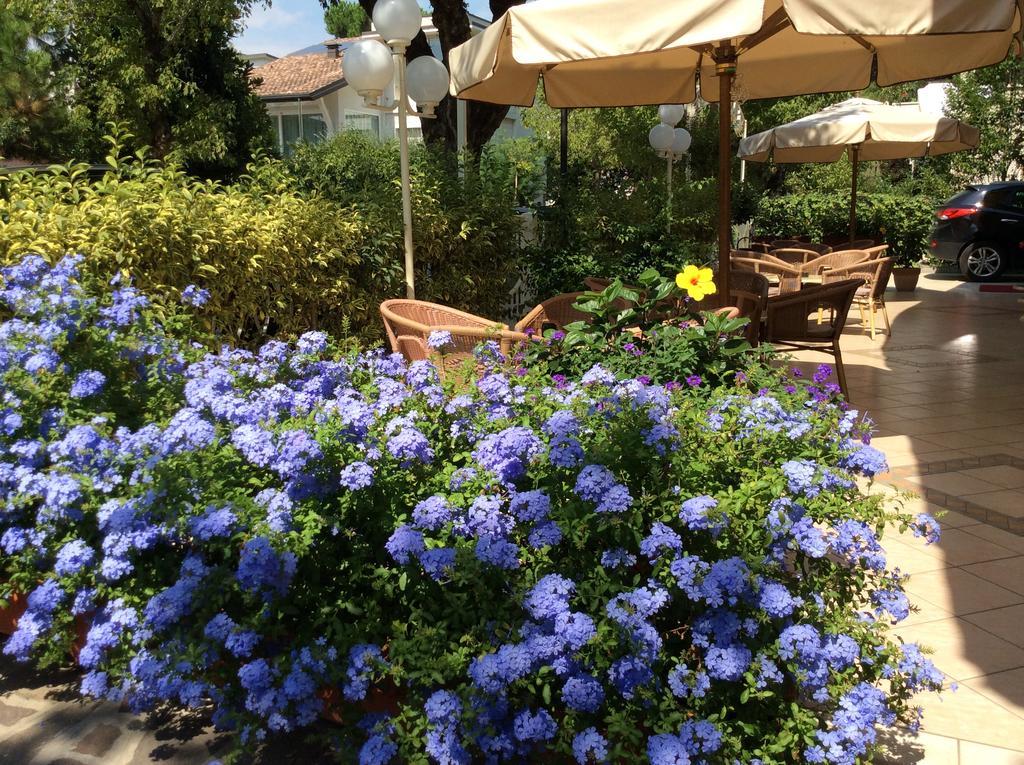 Hotel Donatello Cesenatico Luaran gambar